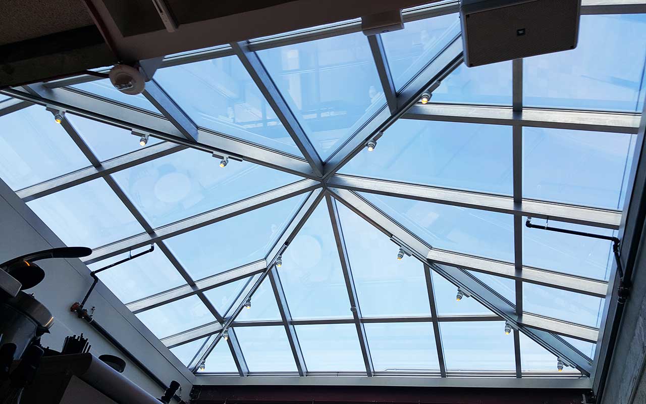 glare reducing window film for skylights